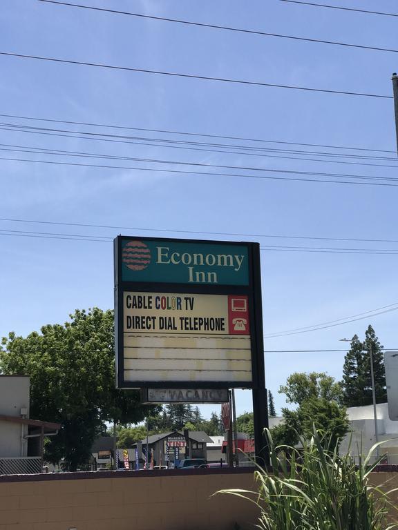 Economy Inn Modesto Zewnętrze zdjęcie
