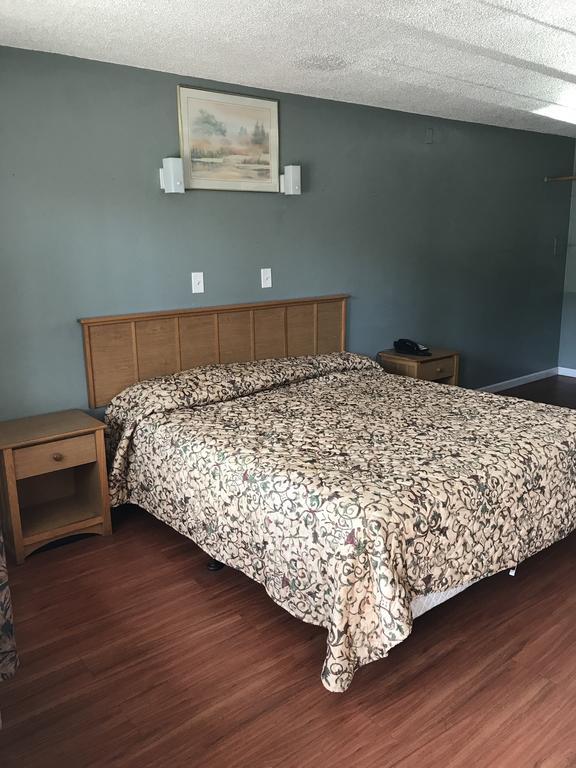 Economy Inn Modesto Zewnętrze zdjęcie